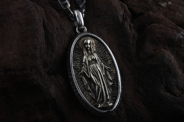 ST. MARIA PENDANT